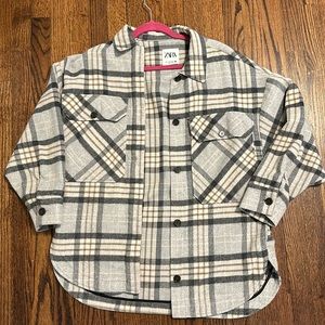 Zara women’s oversized Shacket - M